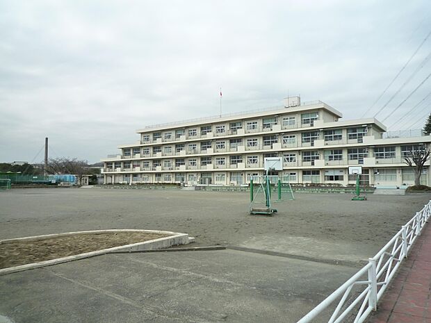 横浜市立嶮山小学校