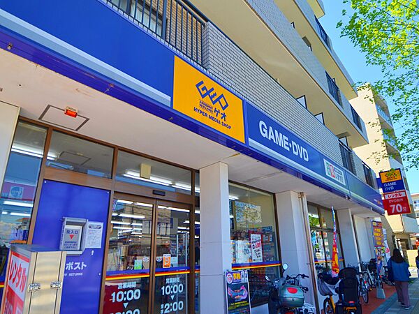 期間限定サービスも豊富、宅配サービスも行っているレンタルショップ。