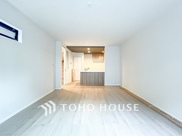 空気感という居心地の良いBGMは、暮らしのステージを彩り、心のやすらぎと満足感を与えてくれます。