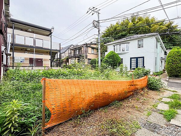 閑静な住宅地で小さなお子様がいるご家族にも安心な住環境が魅力です。