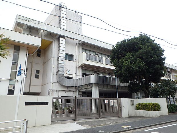 横浜市立岩崎小学校