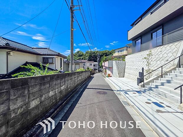 落ち着きのある閑静な住宅街。きっとここからご家族のかけがえのない想い出が作られることでしょう。