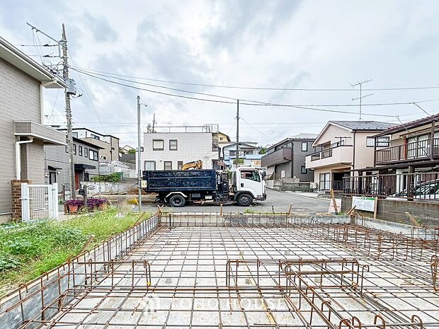 表現された空間は豊かな光と風を纏い、暮らしの時間を豊かにしてくれます。