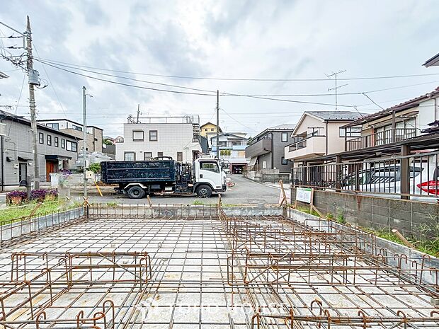 閑静な住宅地で小さなお子様がいるご家族にも安心な住環境が魅力です。