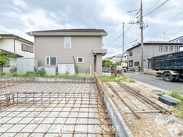 カースペースもゆとりある空間を保っています。