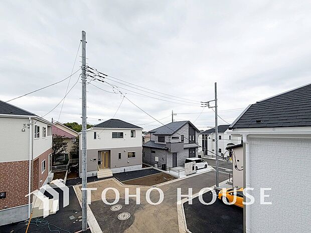 開放的で気持ちの良い眺望と青い空を満喫できます。