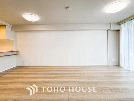 太陽の恵みを一気に受けた明るくお住まい。吹きぬける風を感じながら爽やかで風通しの良い暮らし。