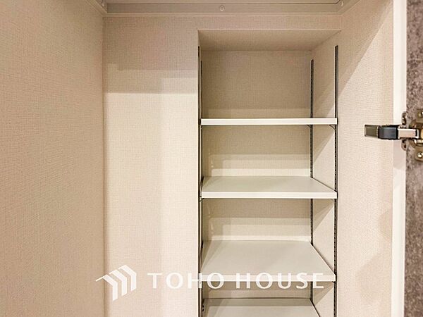 暮らし心地を大きく左右する収納を適材適所に配置。