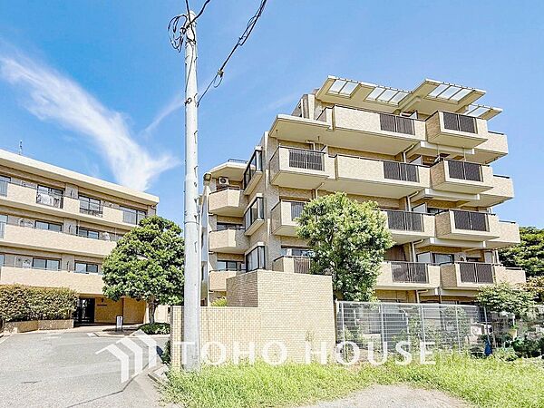 忙しく過ぎゆく日常を置き去るほど、ゆったりした時間が流れる住環境。