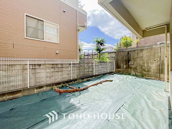毎日の暮らしの中に癒しを与えてくれる専用庭付き住戸。