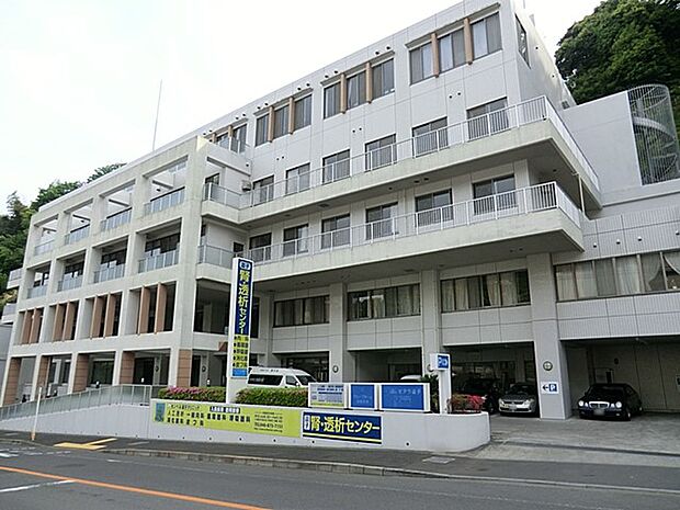 診療科目は人工透析・一般内科・呼吸器科・循環器科・皮フ科です。迅速な診断を行なうため様々な機器も取り揃えています。