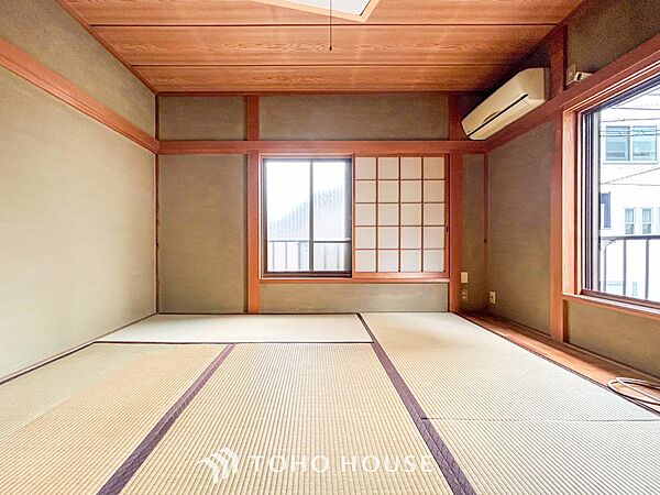 通風・採光にも優れ、心地よい光と風があふれています。