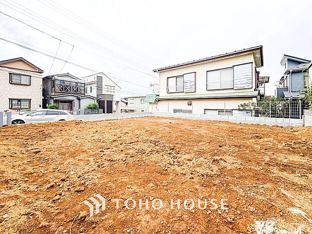 閑静な住宅地で小さなお子様がいるご家族にも安心な住環境が魅力です。