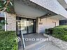 玄関：住む人や訪れる人やさしくエスコートする玄関アプローチ。