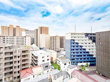 開放的で気持ちの良い眺望と青い空を満喫できます。