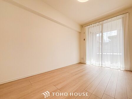 家族一人ひとりの大切なプライベート空間。感性で個性的に飾って頂けるようシンプルに仕上げてあります。