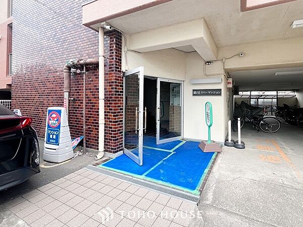 日々の疲れを癒す落ち着いた住環境です。