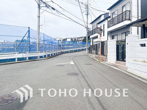 忙しく過ぎゆく日常を置き去るほど、ゆったりした時間が流れる住環境。