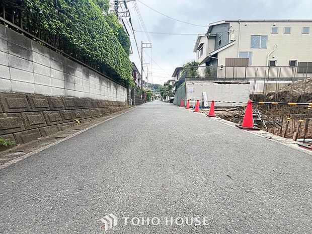 忙しく過ぎゆく日常を置き去るほど、ゆったりした時間が流れる住環境。