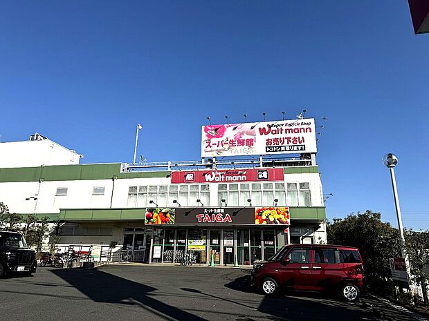 「鮮度はおいしさ」が合言葉の地域密着型の良心的なスーパー。メンバーズカードでポイントを貯めるとお買い物に使える金券が発行されます。