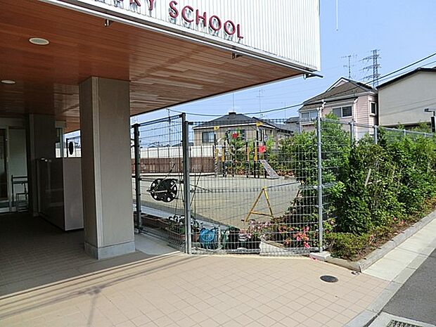 「子どもは神様からの贈り物、一人ひとりの賜物を大切にして育てること」を願って作られた保育園。お子さんの一人ひとりを大切にし、働くお母さんを応援しています。