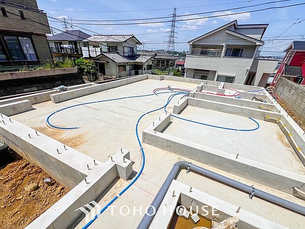 時間のゆとりと空間、爽やかな陽光がもたらす光と風を贅沢なまでに感じる暮らしが始まります。