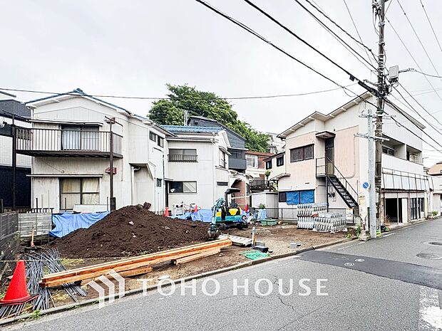閑静な住宅地で小さなお子様がいるご家族にも安心な住環境が魅力です。