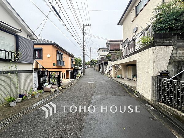 忙しく過ぎゆく日常を置き去るほど、ゆったりした時間が流れる住環境。