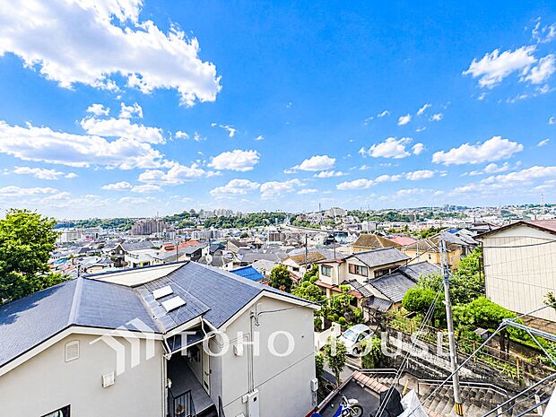 開放的で気持ちの良い眺望と青い空を満喫できます。