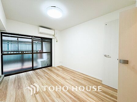 趣味に没頭したり、自分の時間を愉しめる一部屋です。