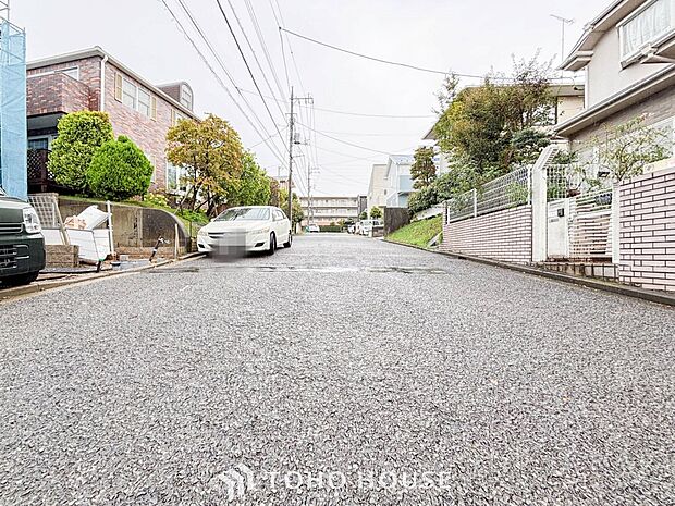 忙しく過ぎゆく日常を置き去るほど、ゆったりした時間が流れる住環境。