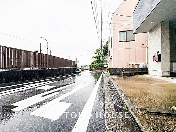 落ち着きのある閑静な住宅街。きっとここからご家族のかけがえのない想い出が作られることでしょう。
