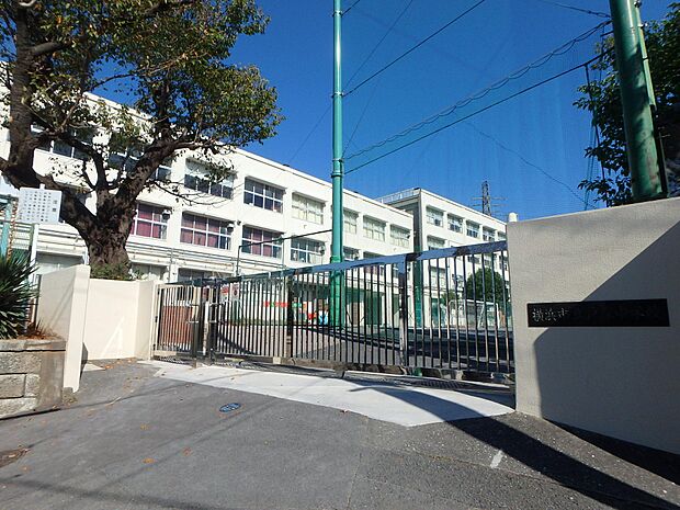 横浜市立戸塚中学校