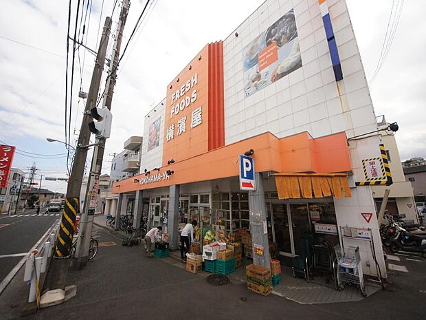 お肉やお野菜もお安く提供！地域に根付いた安心価格のお店です。揚げ物は安くて美味しいと評判。