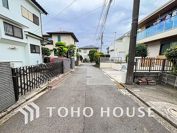 忙しく過ぎゆく日常を置き去るほど、ゆったりした時間が流れる住環境。