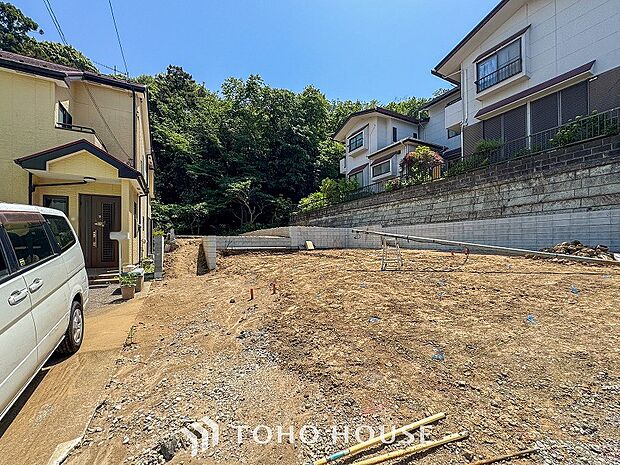 閑静な住宅地で小さなお子様がいるご家族にも安心な住環境が魅力です。