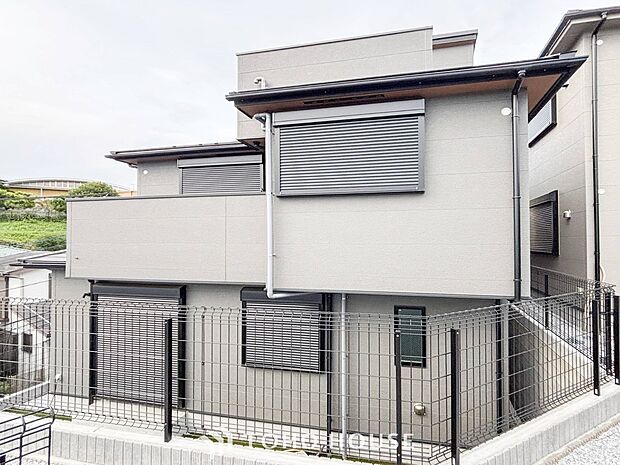 忙しく過ぎゆく日常を置き去るほど、ゆったりした時間が流れる住環境。