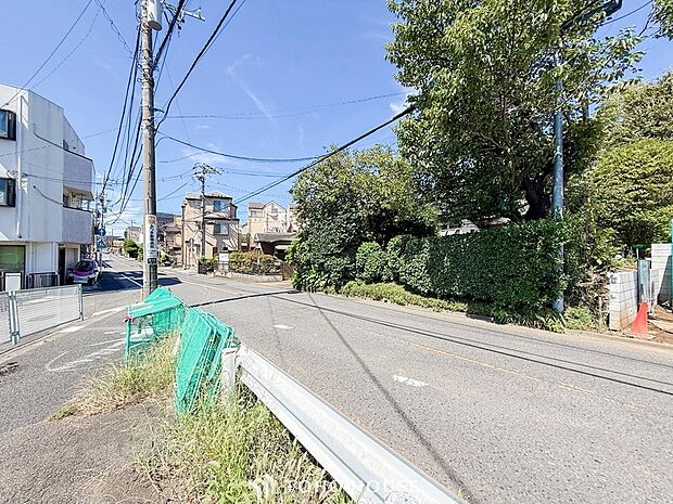 忙しく過ぎゆく日常を置き去るほど、ゆったりした時間が流れる住環境。