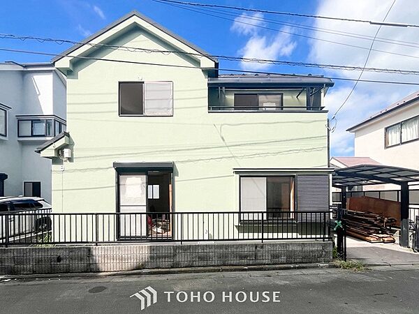 風を感じ青い空から太陽の恵みを感じる温もり溢れる佇まい。