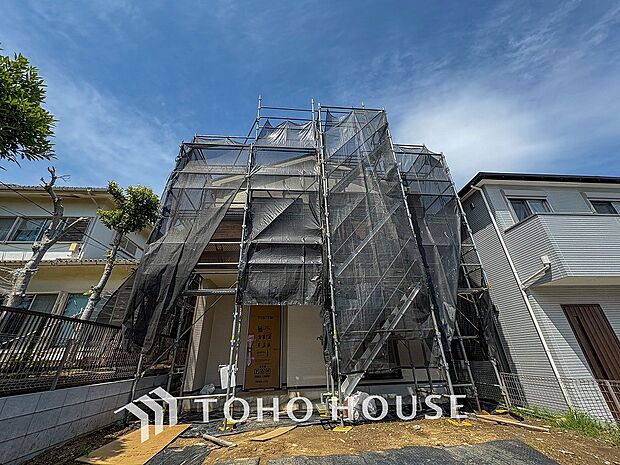 閑静な住宅地で小さなお子様がいるご家族にも安心な住環境が魅力です。