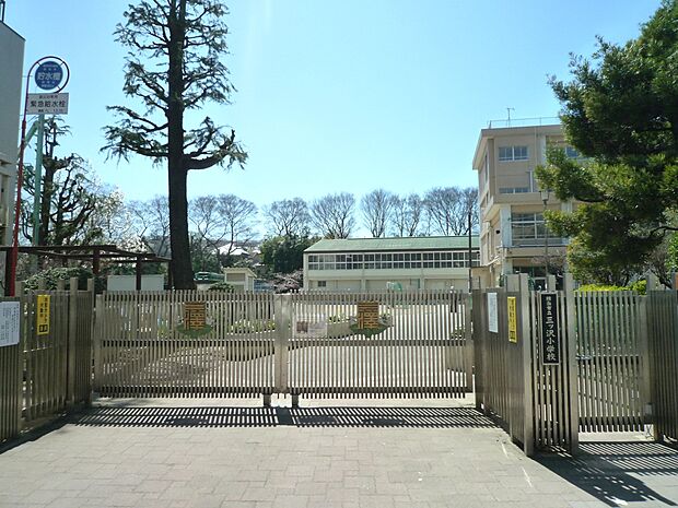 三ツ沢小学校