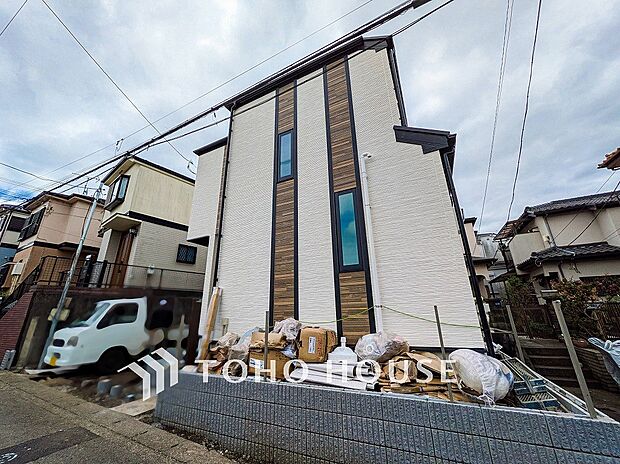 閑静な住宅地で小さなお子様がいるご家族にも安心な住環境が魅力です。