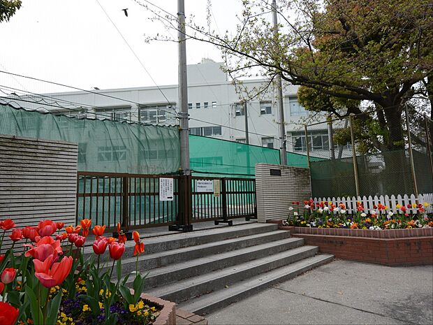 汲沢小学校