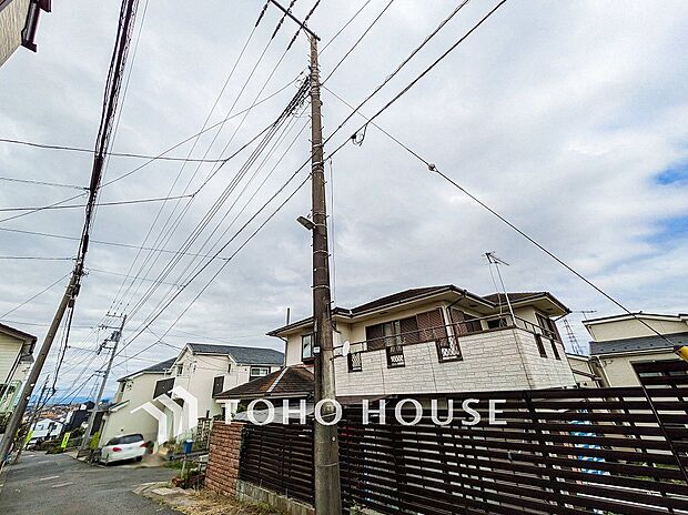 開放的で気持ちの良い眺望と青い空を満喫できます。