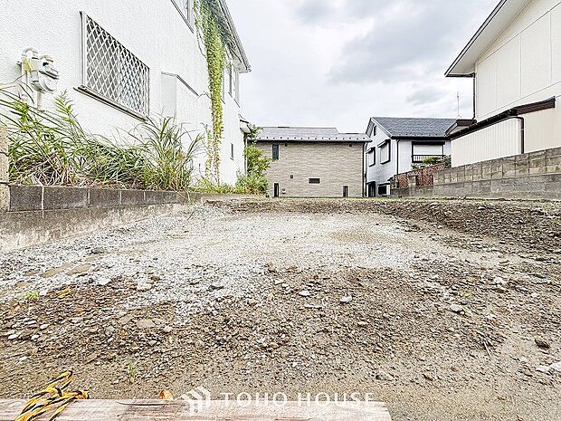 閑静な住宅地で小さなお子様がいるご家族にも安心な住環境が魅力です。