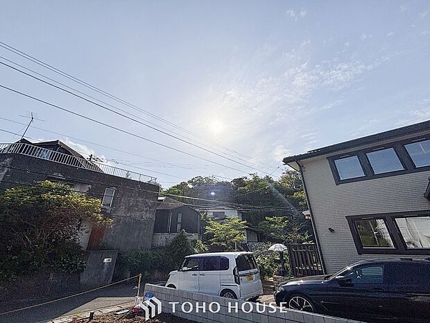 開放的で気持ちの良い眺望と青い空を満喫できます。