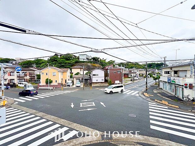 開放的で気持ちの良い眺望と青い空を満喫できます。
