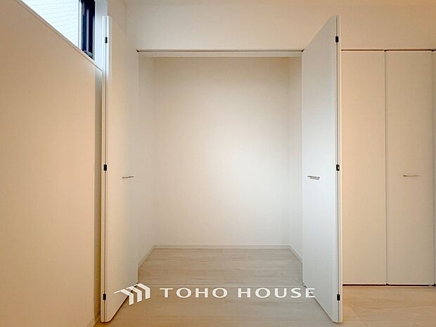 空間を余すところなく有効利用した収納は生活空間をより上質なものにしてくれるでしょう。