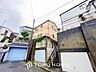外観：風を感じ解放感あふれる光に満ちた住まい。