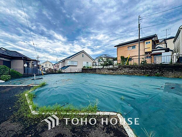 閑静な住宅地で小さなお子様がいるご家族にも安心な住環境が魅力です。